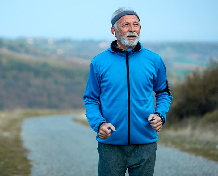 homme qui fait du jogging
